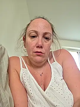 Wisie Cutie online show from 03-26-26, 11:38