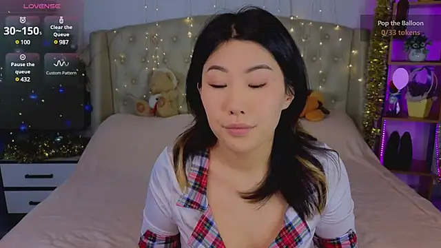 Wendy  Hills online show from 12-20-24, 12:38