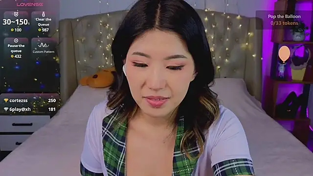 Wendy  Hills online show from 12-27-24, 03:37