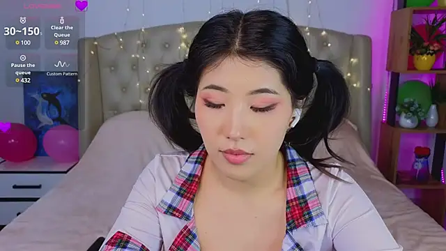 Wendy  Hills online show from 02-01-25, 06:51