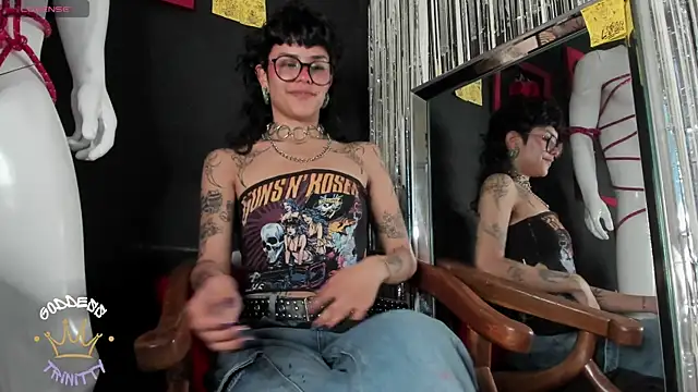 trinitty online show from 10-09-25, 04:05