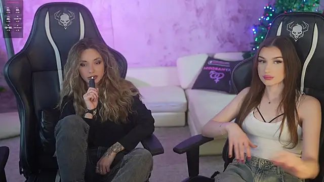 Snapshot of Kisasolo chatting on 01-15-26, 04:00 Kisasolo online show from 01-15-26, 04:00