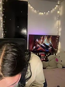 salome polaniiee online show from 02-18-25, 05:20