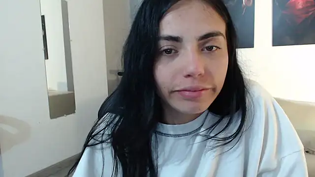 i am nina  online show from 01-15-25, 04:47