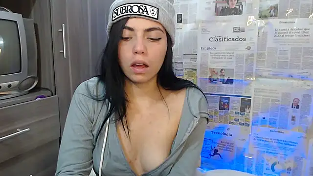 i am nina  online show from 03-06-25, 12:00