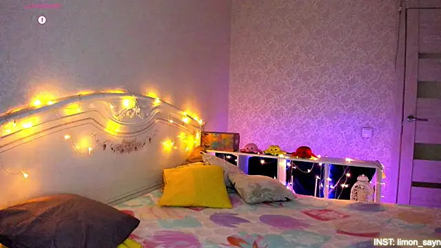 LillyMoure  online show from 02-27-26, 11:16