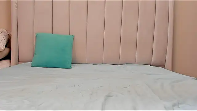  heavenlysent online show from 07-21-26, 04:48
