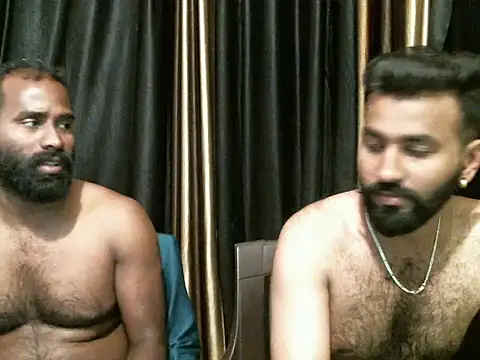 Snapshot of indian2 chatting on 02-08-25, 06:33 indian2 online show from 02-08-25, 06:33