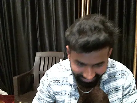 Snapshot of indian2 chatting on 03-08-25, 08:11 indian2 online show from 03-08-25, 08:11