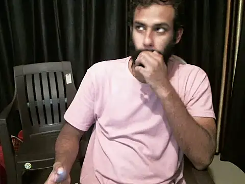 Snapshot of indian2 chatting on 03-09-25, 02:43 indian2 online show from 03-09-25, 02:43