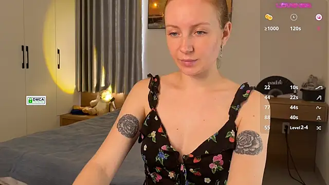 Snapshot of RedFires chatting on 12-25-24, 04:44 RedFires online show from 12-25-24, 04:44