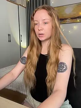 Snapshot of RedFires chatting on 09-23-25, 06:38 RedFires online show from 09-23-25, 06:38