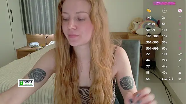 Snapshot of RedFires chatting on 09-25-25, 07:23 RedFires online show from 09-25-25, 07:23