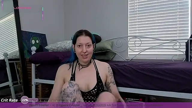 MissCumberdale online show from 11-05-25, 04:51