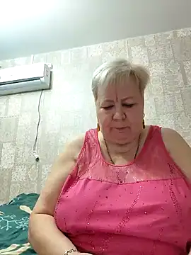 Snapshot of EffectFiona chatting on 12-26-24, 01:51 EffectFiona online show from 12-26-24, 01:51
