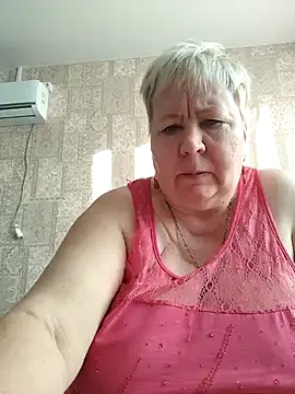 Snapshot of EffectFiona chatting on 12-28-24, 08:58 EffectFiona online show from 12-28-24, 08:58