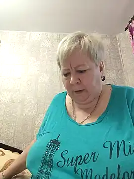 Snapshot of EffectFiona chatting on 01-17-25, 04:28 EffectFiona online show from 01-17-25, 04:28