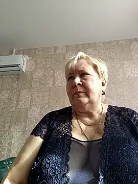 Snapshot of EffectFiona chatting on 02-14-25, 06:56 EffectFiona online show from 02-14-25, 06:56