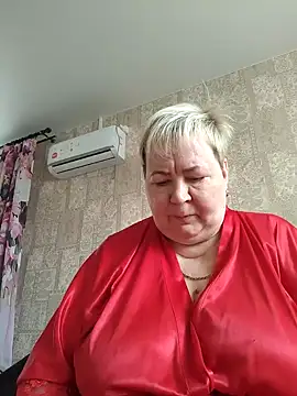 Snapshot of EffectFiona chatting on 03-08-25, 04:01 EffectFiona online show from 03-08-25, 04:01