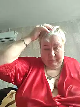 Snapshot of EffectFiona chatting on 03-10-25, 04:17 EffectFiona online show from 03-10-25, 04:17