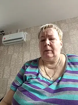 Snapshot of EffectFiona chatting on 03-12-25, 04:19 EffectFiona online show from 03-12-25, 04:19