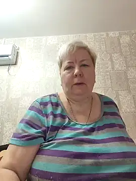 Snapshot of EffectFiona chatting on 03-16-25, 11:14 EffectFiona online show from 03-16-25, 11:14