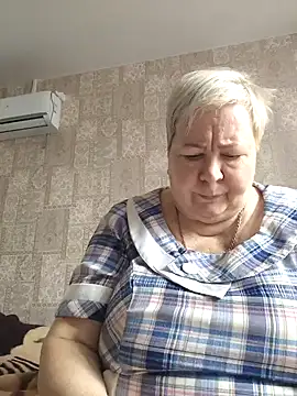 Snapshot of EffectFiona chatting on 03-19-25, 05:52 EffectFiona online show from 03-19-25, 05:52