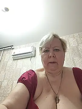 EffectFiona online show from 04-12-26, 12:26