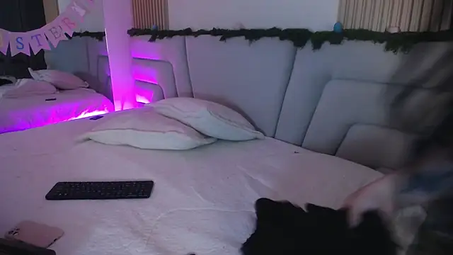 Miss Loise online show from 04-06-26, 04:46