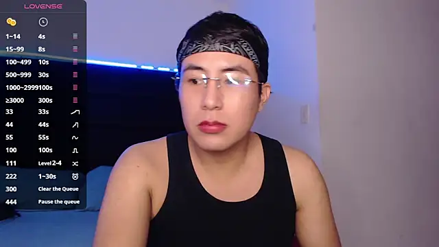 andrewmhilton  online show from 02-25-25, 09:46