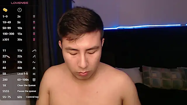 andrewmhilton  online show from 09-22-25, 05:20