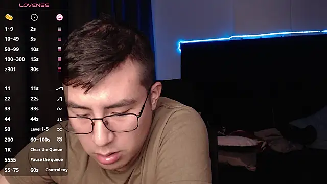 andrewmhilton  online show from 10-14-25, 06:47