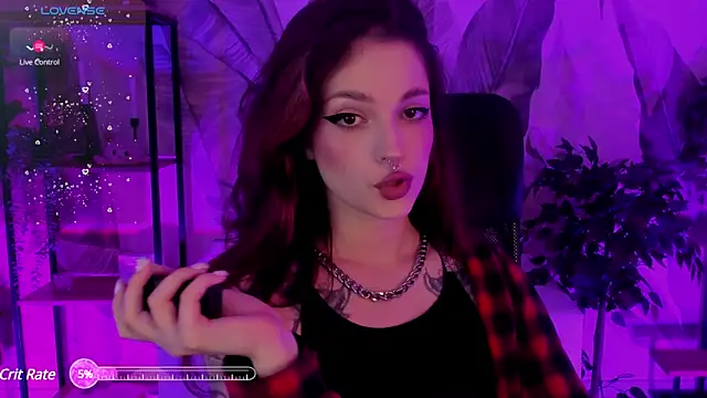 BratzieDarsie online show from 12-28-24, 08:05