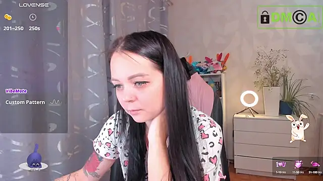 AnnyHoney  online show from 09-28-25, 02:44