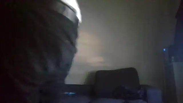 Snapshot of Stomps33 chatting on 03-11-26, 08:15 Stomps33 online show from 03-11-26, 08:15