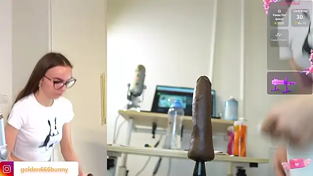 Miss69Ri99 online show from 01-04-25, 08:37