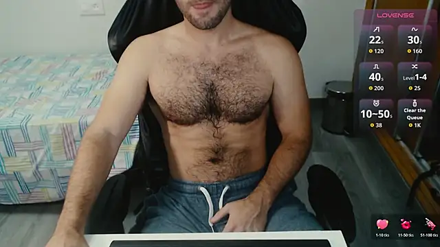 Snapshot of cutehairymacho chatting on 10-26-25, 11:49 cutehairymacho online show from 10-26-25, 11:49