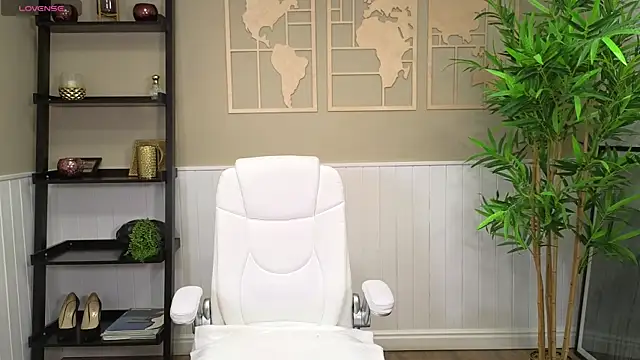 SelineSole online show from 01-22-25, 05:17