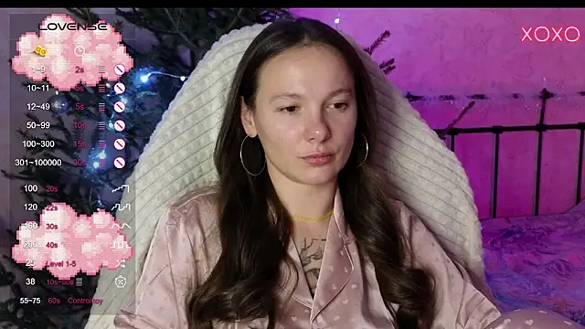 Snapshot of lil_luna_x chatting on 12-26-24, 05:08 lil luna x online show from 12-26-24, 05:08