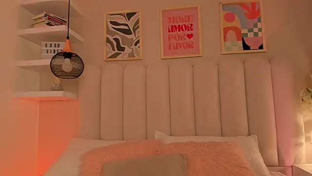 cute  cherry  online show from 01-18-26, 12:20