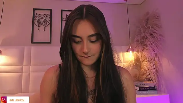 cute  cherry  online show from 05-02-26, 04:17