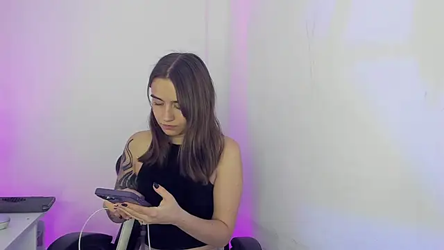 Snapshot of _alicerosse2 chatting on 02-28-25, 11:45 alicerosse2 online show from 02-28-25, 11:45