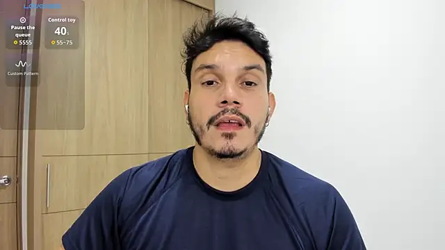 alejandro stark online show from 10-21-25, 04:24