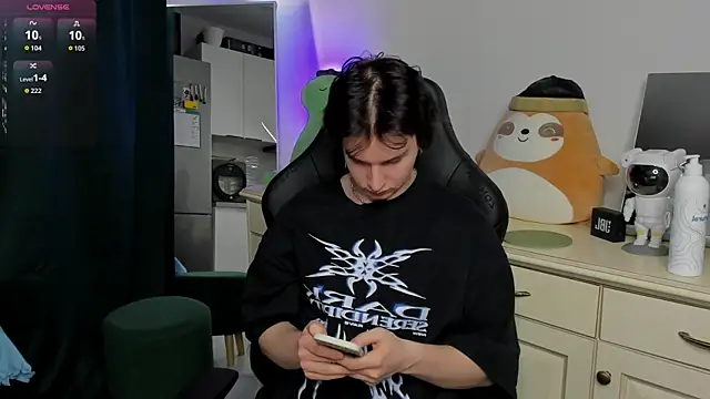 Vincent Strong online show from 04-11-26, 09:35