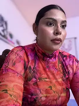 Snapshot of GigiiStone chatting on 02-11-25, 11:44 GigiiStone online show from 02-11-25, 11:44