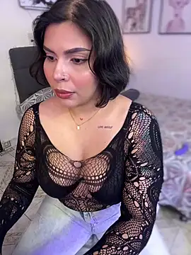 Snapshot of GigiiStone chatting on 03-05-25, 09:37 GigiiStone online show from 03-05-25, 09:37