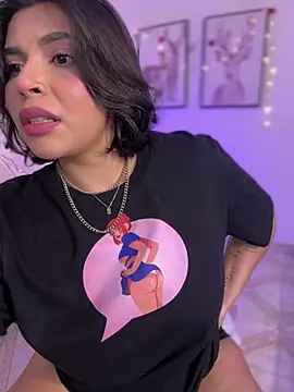 Snapshot of GigiiStone chatting on 03-19-25, 09:48 GigiiStone online show from 03-19-25, 09:48