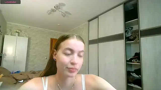 Snapshot of __Aphrodita__wow__ chatting on 05-11-26, 02:34 Aphrodita wow online show from 05-11-26, 02:34