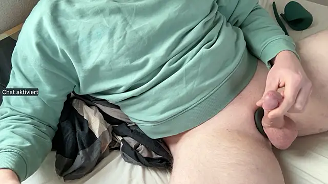 an0nym0us us3r online show from 12-18-25, 02:12