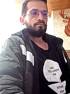 Snapshot of Andres_ramsey chatting on 03-21-25, 02:07 Andres ramsey online show from 03-21-25, 02:07